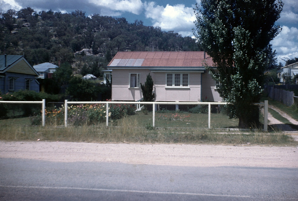 2-13 Australisch huis voor de oorlog gebouwd