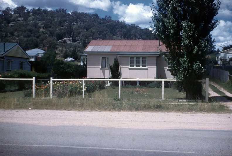 2-13 Australisch huis voor de oorlog gebouwd.jpg